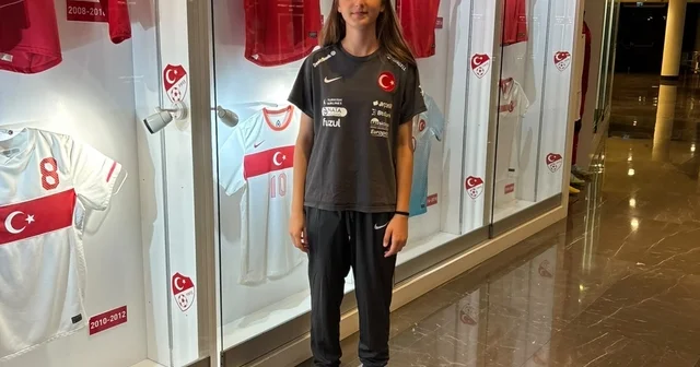 Bilecik Kolej Spor Kulübü nün başarılı kalecisi Milli Takıma davet edildi Bilecik Haberleri Habertürk Yerel Haberler