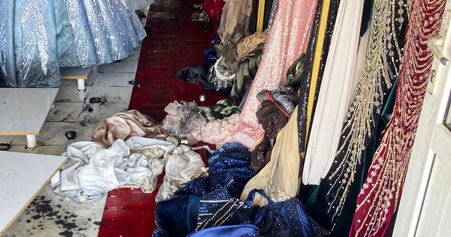 Gelinlikçi mağazası kundaklandı; kadın işletmecinin şikayetçi olduğu eşi gözaltına alındı Adana Haberleri Habertürk Yerel Haberler