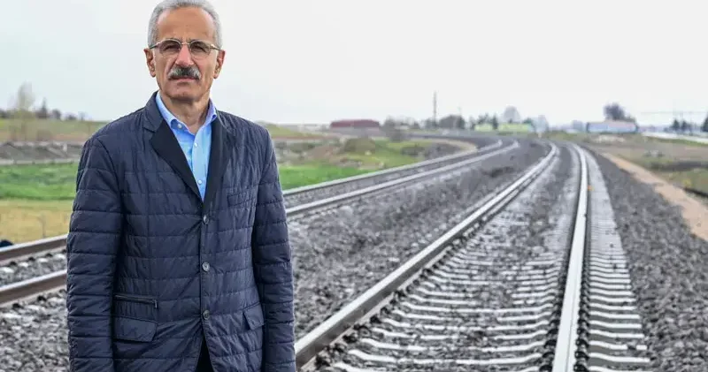 153 yıllık demir yolu güzergahında leylekler için özel önlemler