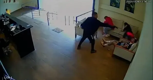 Brezilya da güpegündüz dehşet: Spor salonunda kanlı infaz
