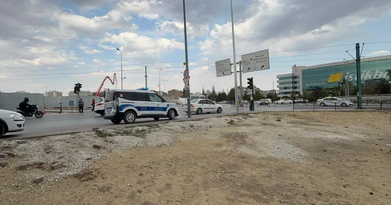 Kıskançlık Kavgası: Genç Kız Yaralandı