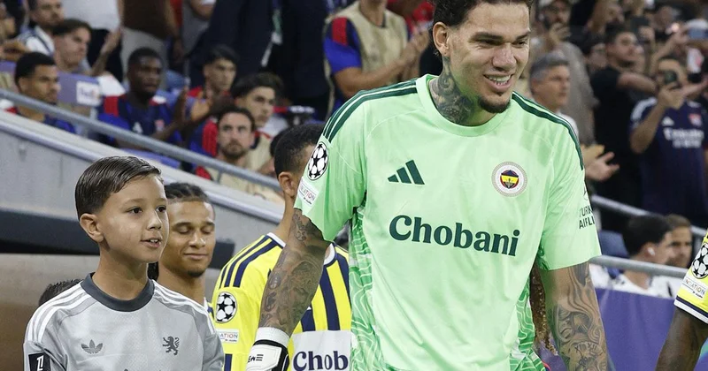 Turu tek başına getirdi! Sen neymişsin be Ederson