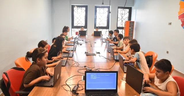 Türkiye nin yapay zeka vizyonuna Şahinbey Belediyesi nden güçlü destek Gaziantep Haberleri Habertürk Yerel Haberler