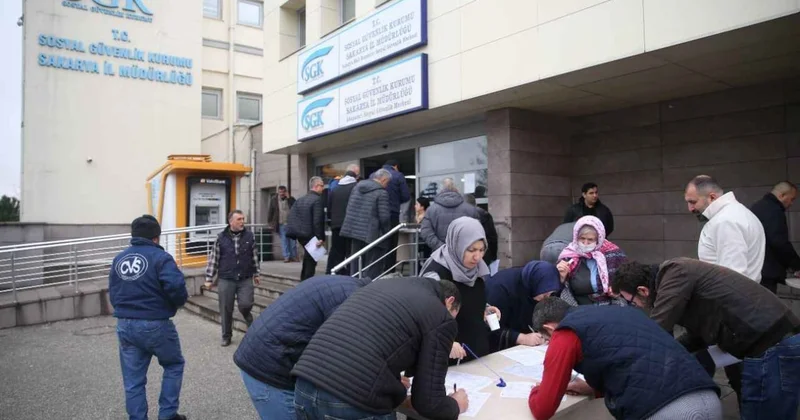 Borcu olanların başvurmak için 5 günü kaldı: Hafta sonu tüm SGK binaları açık olacak Sözcü Gazetesi