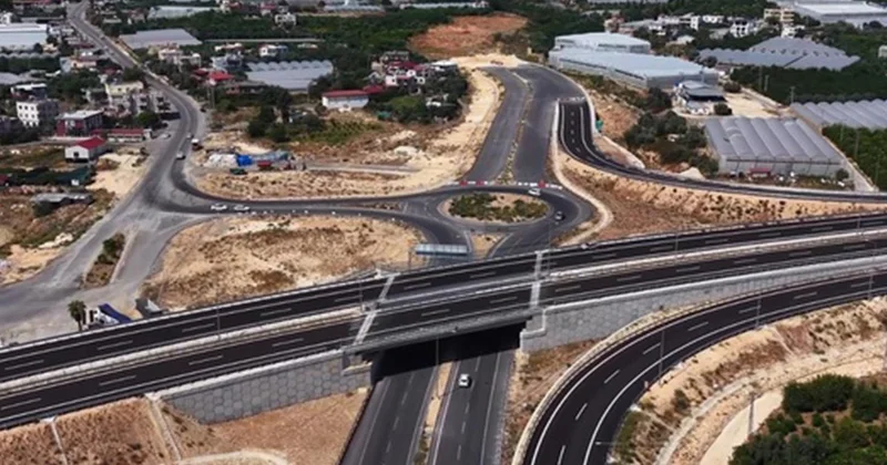 Uraloğlu, Çeşmeli Kızkalesi Otoyolu nda yüzde 98 gerçekleşmeye ulaşıldığını açıkladı