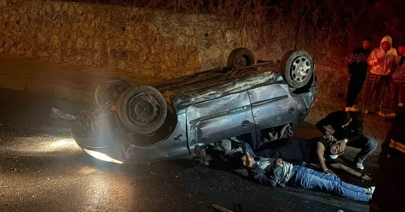 Kuşadası’nda trafik kazası: 2 yaralı