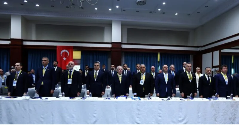Fenerbahçe de tarihi genel kurul!
