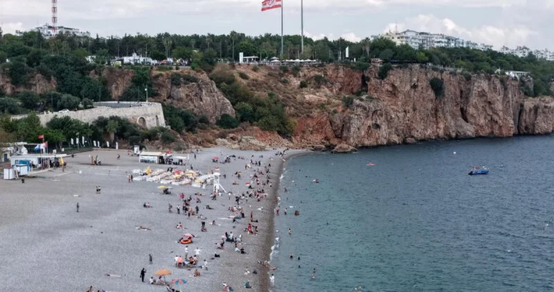 Antalya da deniz suyu havadan sıcak! Son dakika haberleri