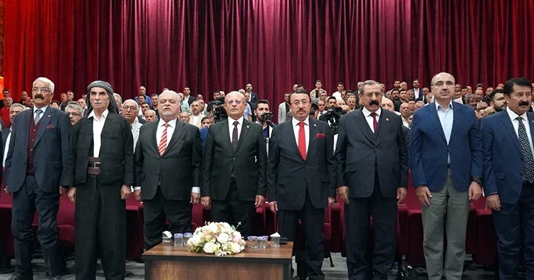 Aşiret temsilcileri Van da toplandı: Devletimizin yanındayız