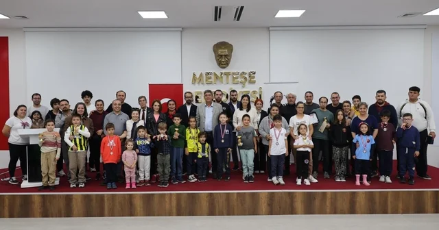 Muğla da, Cumhuriyet Bayramı Satranç Turnuvası düzenlendi Muğla Haberleri