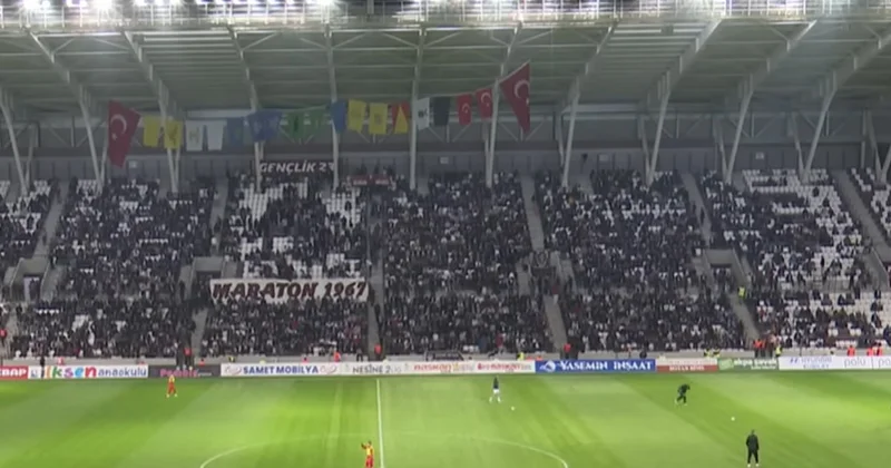Tribünlerde marş krizi: MHP’li vekil çileden çıktı Sözcü Gazetesi