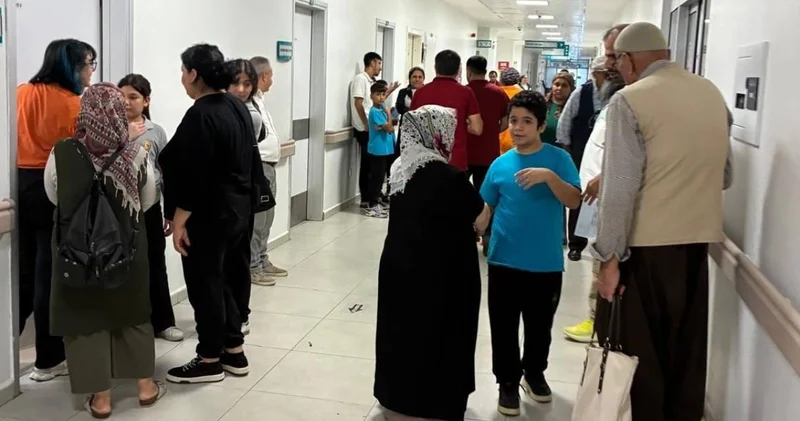 Mersin de 26 öğrenci kantin yemeğinden zehirlendi