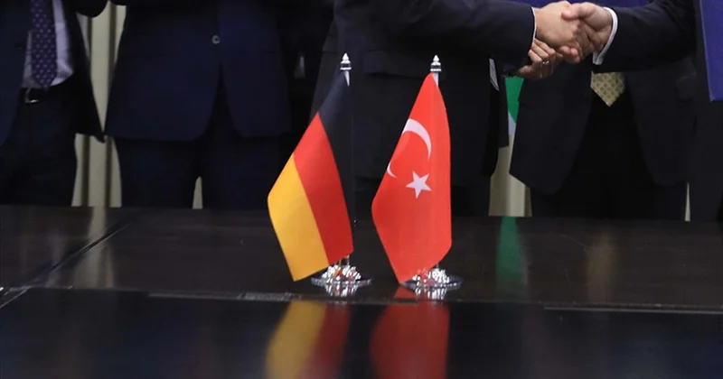 Almanya: Türkiye, birçok siyasi konuda muhatap olarak önemli rol oynuyor