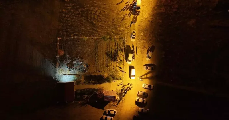 Silahlı eğlenceye müdahale eden polislere saldırı: 23 gözaltı