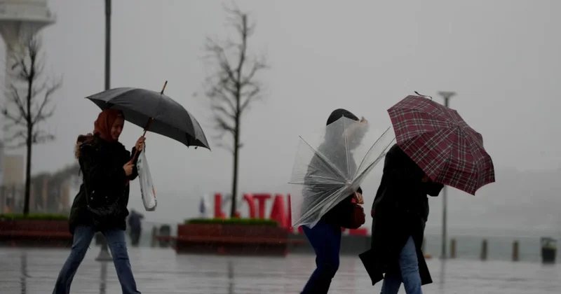 İstanbul’da sağanak ve fırtına alarmı! Metrekareye 30 kilo yağış bekleniyor Sözcü Gazetesi