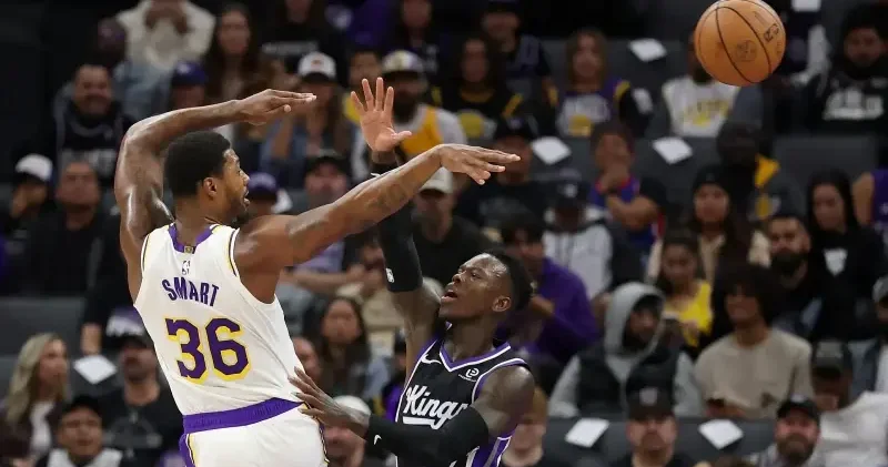 NBA de Lakers Reaves in 51 sayı attığı maçta Kings i mağlup etti Basketbol Haberleri