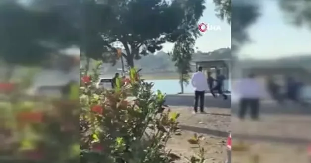 Adana da bir kişi önce sopa ve tekmeyle darbedildi, sonra bıçaklandı