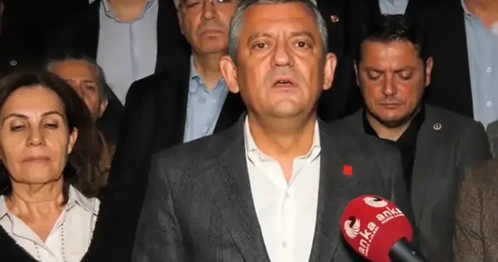 İmamoğlu nun tutuklanması sonrası Özgür Özel den ilk açıklama: Ellerine ayaklarına bulaştırdılar