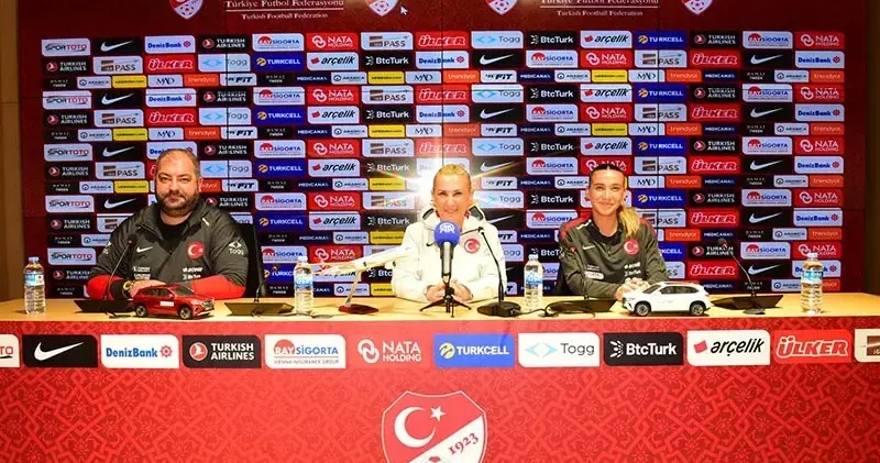 Necla Güngör Kıragası: Türk kadınının neler yapabildiğini göstermek istiyoruz