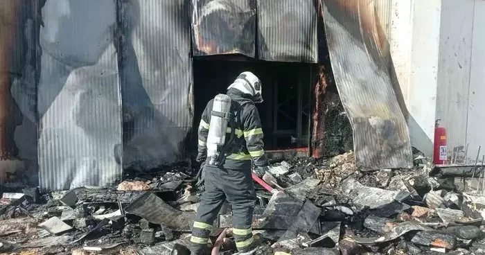 Batman’da dondurma fabrikasında yangın
