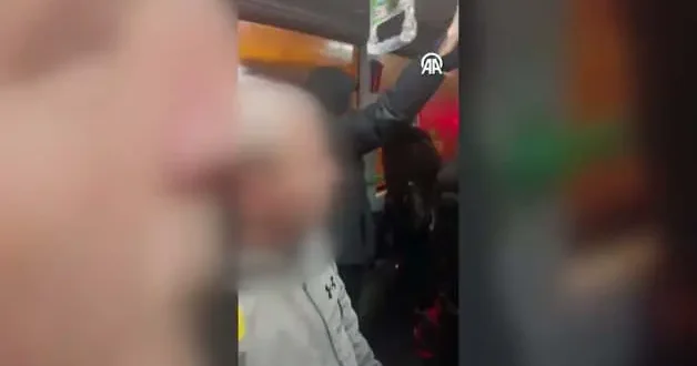 İstanbul daki otobüsteki atışma biber gazı ile son buldu