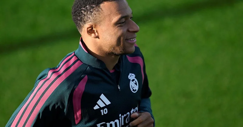 Mbappe nin Mao için diktatör ifadesini kullanması Çin de tepki topladı