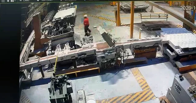 Alüminyum fabrikasındaki patlamanın görüntüleri ortaya çıktı Sakarya Haber Habertürk Yerel Haberler
