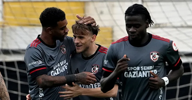 Ziraat Türkiye Kupası: Gaziantep FK rahat turladı! Etimesgut u 4 golle geçti...
