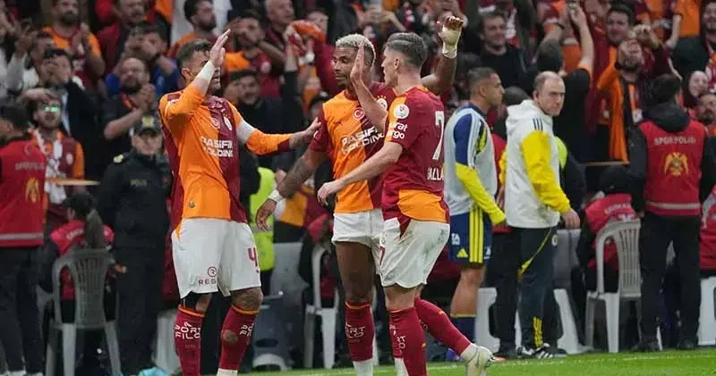 Galatasaray derbide evinde güldü, zirvede seriyi sürdürdü
