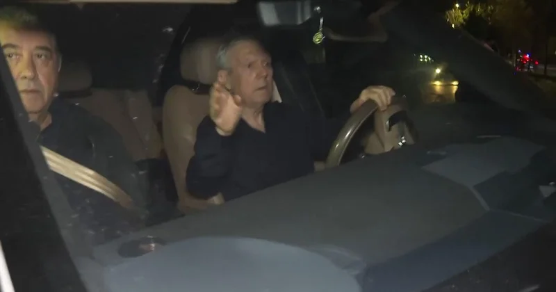 Aziz Yıldırım canlı yayında kaza yaptı