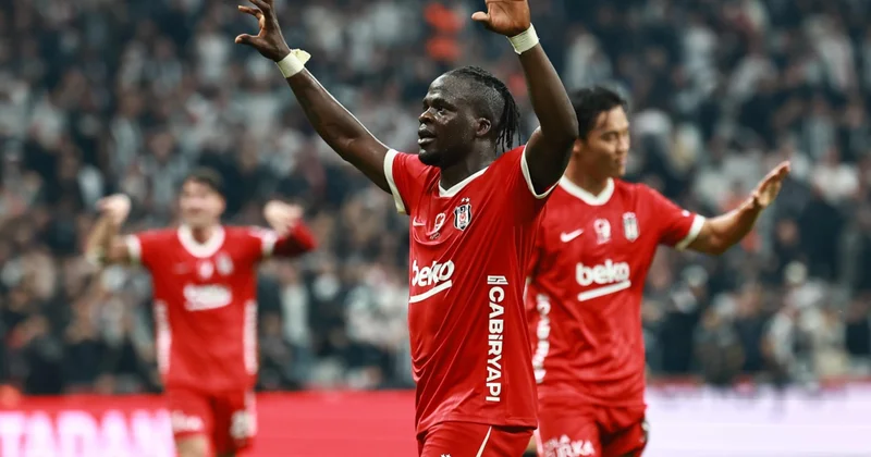 Başakşehir ağlarını sarsan Olaitan dan kariyer rekoru Sözcü Gazetesi