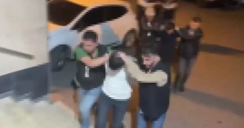 İstanbul da kanlı geceden akılalmaz görüntüler! Rezidansta silahlar patladı, balyozla kapı kırıldı