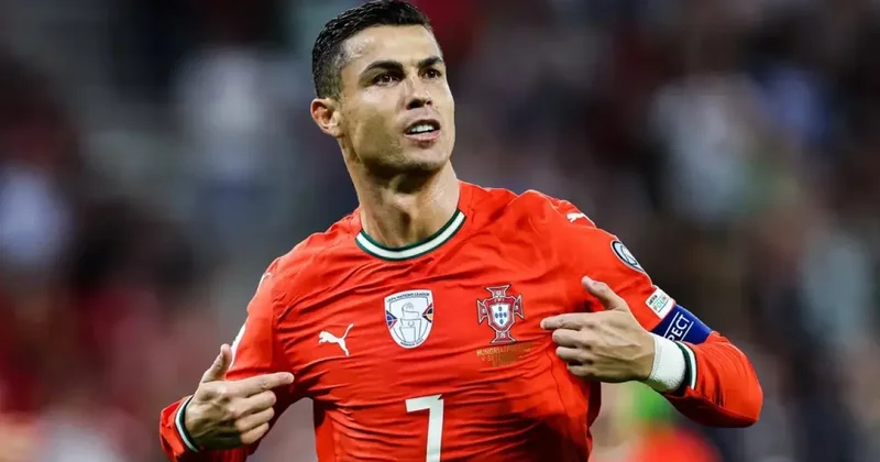 Ronaldo için sürpriz iddia! Geri dönecek diye duyurdular