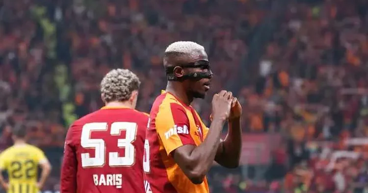 Derbi galibiyeti sonrası rekor! Galatasaray ve Fenerbahçe arasında 18 puanlık fark