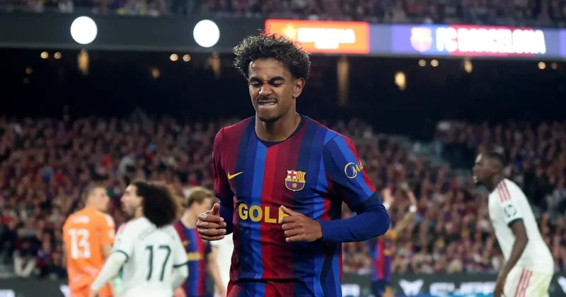 Barcelona ve Manchester City yenilse de zirveyi bırakmadı