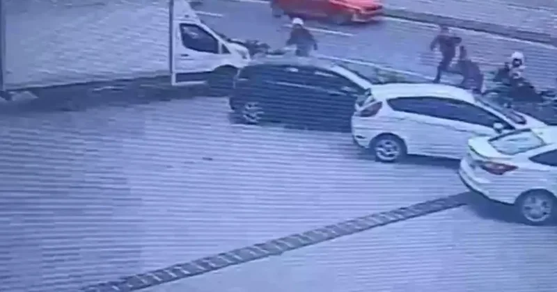 Küçükçekmece’de polis ekiplerinden kaçan şahsın üzerinden uyuşturucu çıktı