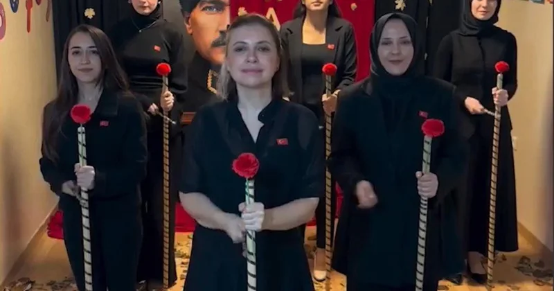 Müzik öğretmeninden tartışma yaratan 10 Kasım koreografisi
