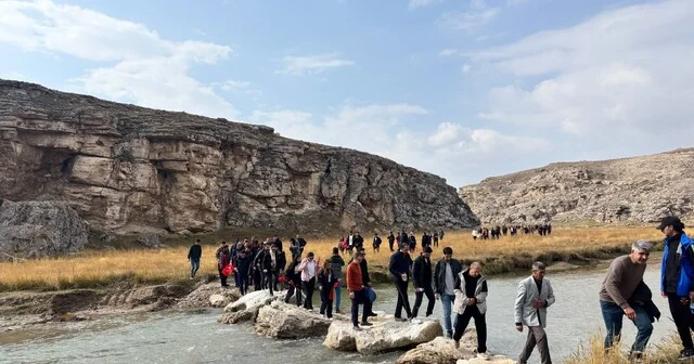 Doğu nun Ihlara Vadisi Murat Kanyonu nda doğa ve yöresel kültür aynı etkinlikte buluştu Ağrı Son Dakika Haberleri Habertürk Yerel Haberler