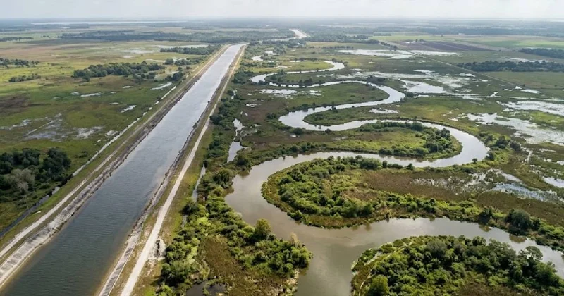 Kıvrımları düzleştirilen 160 km uzunluğundaki nehir şehri yıktı geçti Sözcü Gazetesi
