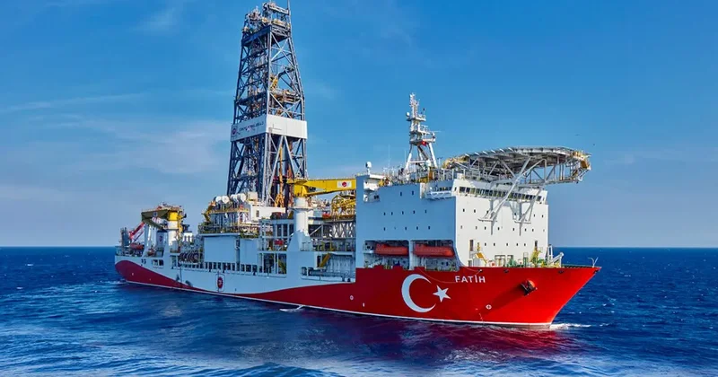 Türkiye 4000 kilometre ötede petrol arayacak! Anlaşmalar tamam