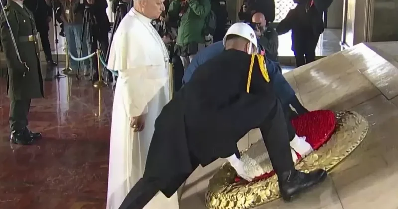 Papa 14. Leo, Anıtkabir i ziyaret etti! İşte Özel Defter e yazdığı not