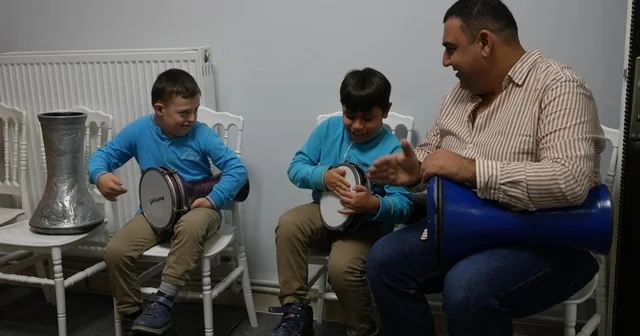 Çocuk üniversitesi özel misafirlerini ağırladı El becerilerini geliştirdiler Düzce Haberleri