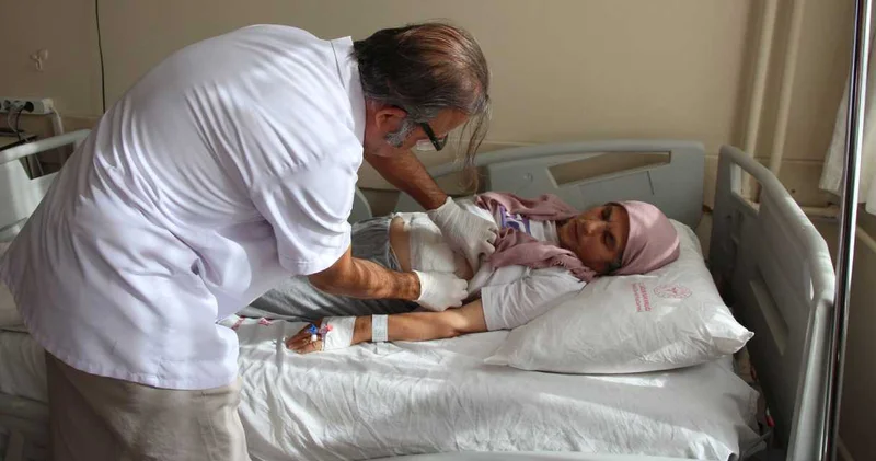 Doktorlar da inanamadı! İç organları ters tarafta çıktı