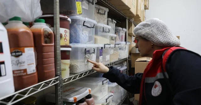 Alışveriş merkezlerinde gıda denetimi sürüyor İl Tarım ve Orman Müdürü Çil: Tek bir riskin dahi göz ardı edilmesine izin vermeyeceğiz Eskişehir Haberleri