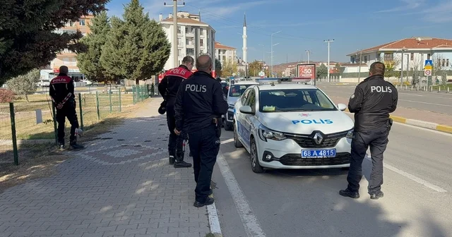 Aksaray da 16 yaşındaki çocuk parkta bıçaklandı Aksaray Haberleri