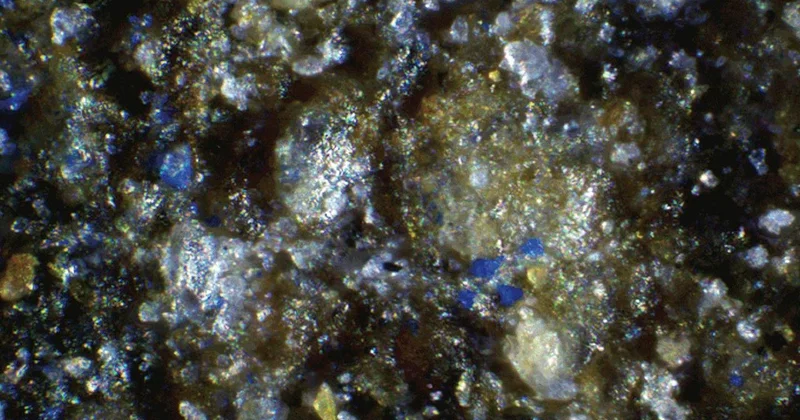 13 bin yıllık taşta var olmaması gereken bir renk tespit edildi