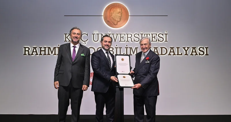 Koç Üniversitesi Rahmi M. Koç Bilim Madalyası nın sahibi Prof. Dr. Ufuk Akçiğit oldu İş Yaşam Haberleri