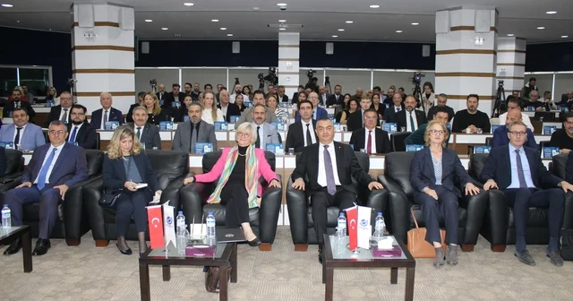 İş adamları, Almanya dan vize kolaylığı talep etti KAYSO Yönetim Kurulu Başkanı Mehmet Büyüksimitci: Vize konusu iş dünyasının en büyük beklentilerinden biri Kayseri Haberleri