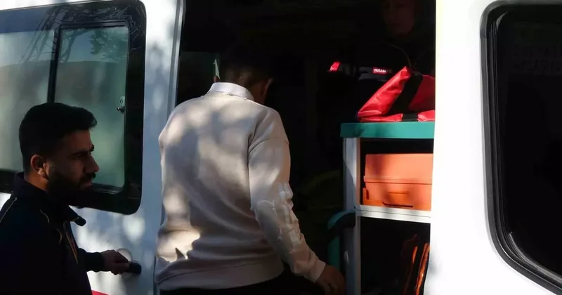 Bıçaklı şahıs sokakta karşılaştığı 2 çocuğu yaraladı