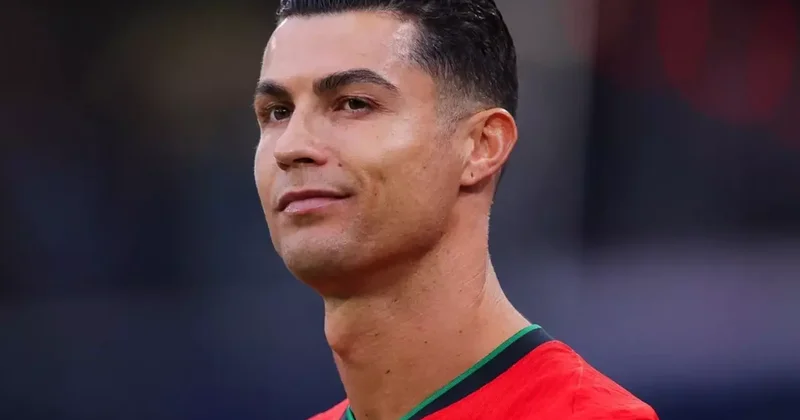 Ronaldo dan alkışlanacak hareket